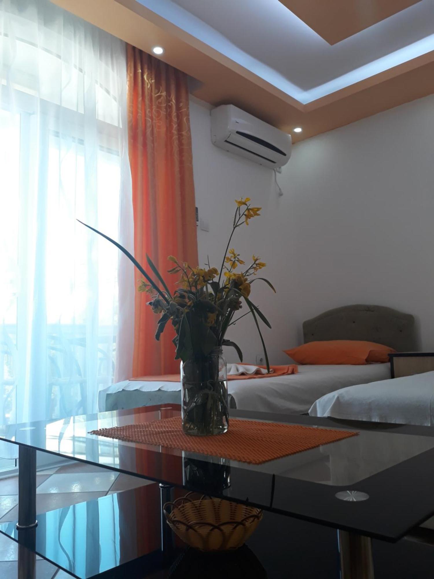 Apartments Aza دوبرا فوفا الغرفة الصورة