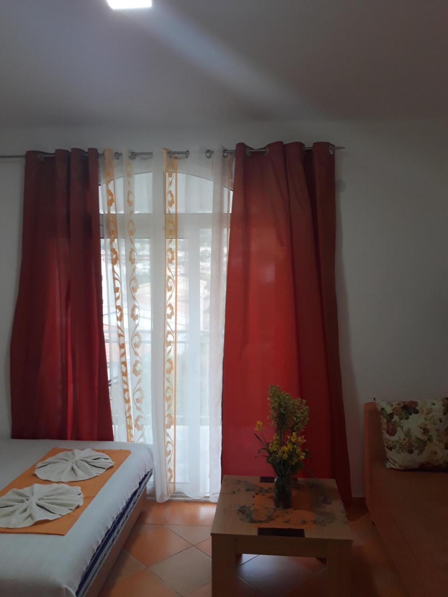 Apartments Aza دوبرا فوفا الغرفة الصورة